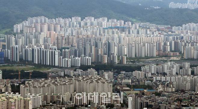 서울 송파구 롯데월드타워 전망대 서울스카이에서 바라본 위례신도시의 모습. (사진=뉴스1)