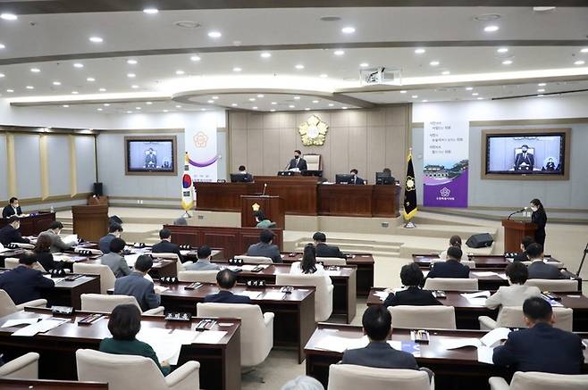 [수원=뉴시스] 수원시의회 본회의 전경. (사진=수원시의회 제공) 2022.12.19. photo@newsis.com *재판매 및 DB 금지