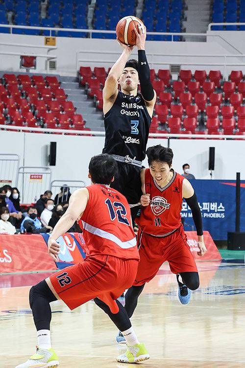 삼성 이정현의 슛