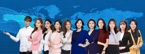 [남미숙 중국어 강사진(왼쪽부터 박정요, 변가영, 김민서, 신선아, 박소영, 남미숙 원장, 모정, 김리희, 김한란, 시인혜, 주금미)]