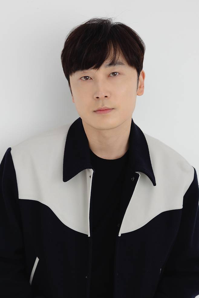 tvN 드라마 ‘연예인 매니저로 살아남기’에서 매니지먼트 팀장 김중돈을 연기한 배우 서현우. 사진 저스트엔터테인먼트