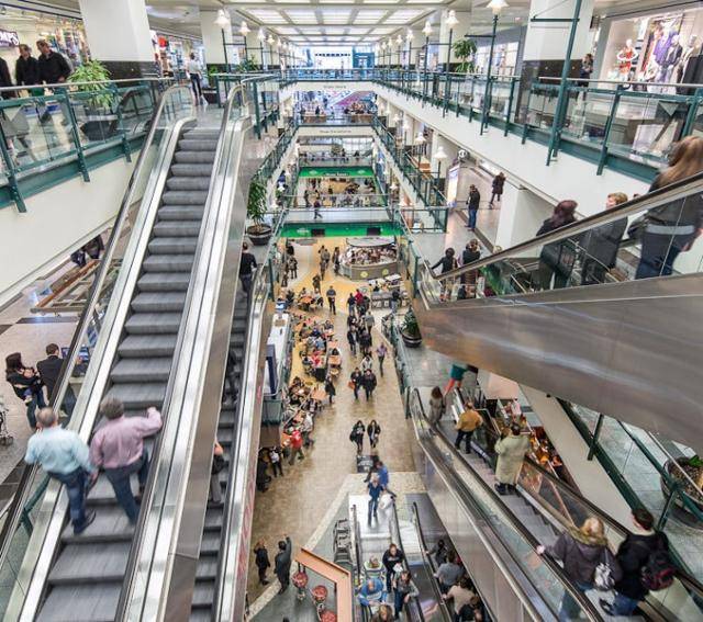 캐나다 몬트리올 언더그라운드 시티 내부. 몬트리올 관광청 홈페이지 캡처