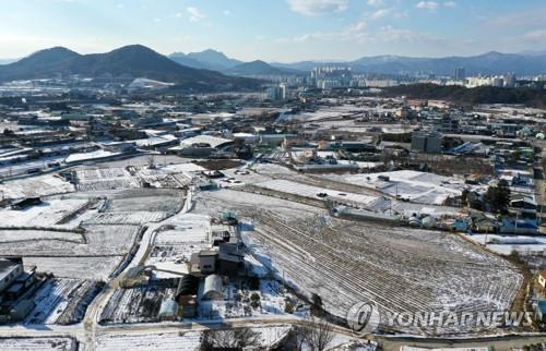 강원도청사 건립 부지로 확정된 춘천시 동내면 고은리 전경. [연합뉴스 자료 사진]