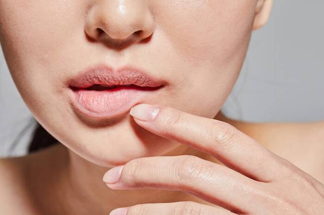 아침에 일어났을 때 몸에 나타나는 증상 중 당뇨병 위험을 알리는 증상을 살펴본다. [사진=게티이미지뱅크]