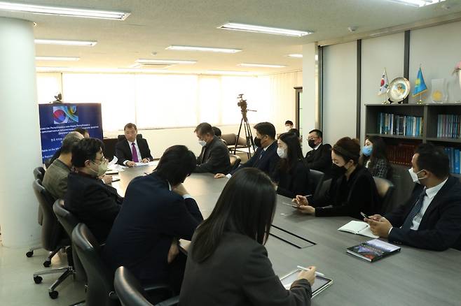 Kazakh Ambassador to Korea Bakyt Dyussenbayev delivers a keynote speech during a roundtable commemorating the 30th anniversary of Kazakh-Korea relations at the Embassy of Kazakhstan in Yongsan-gu, Seoul, Thursday. (Embassy of Kazakhstan in Seoul)