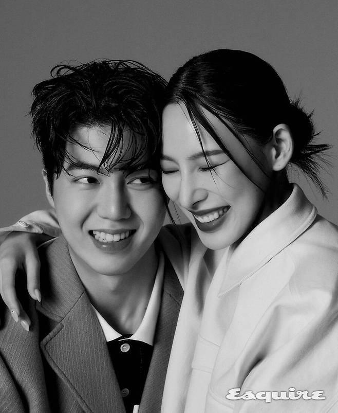 ▲ 출처| 에스콰이어 코리아 공식 인스타그램