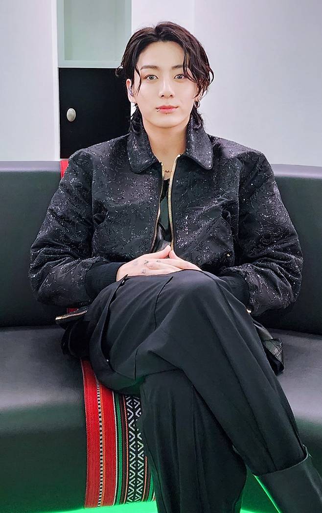 방탄소년단 정국 'Dreamers' 역대 K팝 솔로곡 최단 스포티파이 1억 스트리밍 돌파