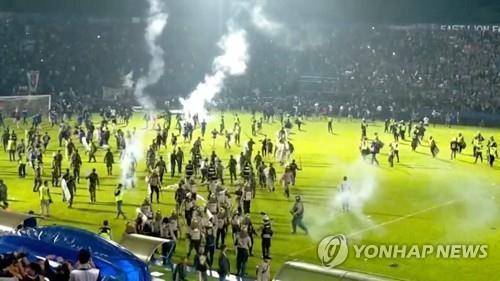 '관중 참사'가 빚어진 인니 동자바주의 축구장 [로이터 연합뉴스 자료사진. 재판매 및 DB 금지] [2022.10.30 송고]