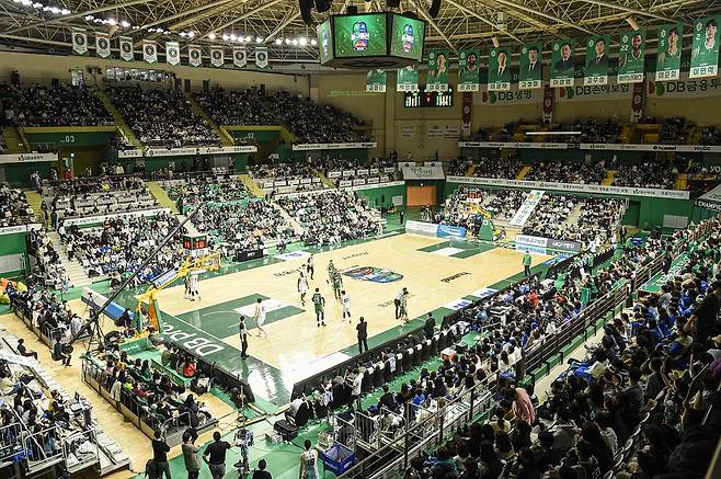 4천100석이 매진된 원주종합체육관 [KBL 제공. 재판매 및 DB금지]