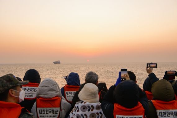 신년 함상 해맞이 행사./사진=해군작전사