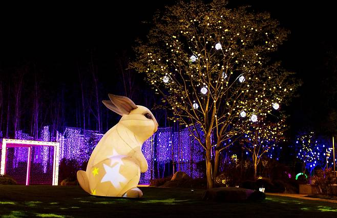 이천 별빛정원우주 소원 비는 큰토끼 조형물
