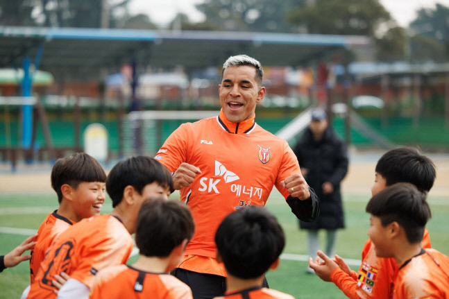 제주 공격수 유리. 제공 | 제주