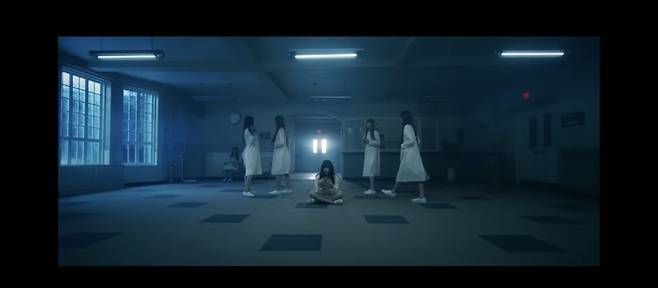 [서울=뉴시스] 'OMG' 뉴진스. 2023.01.03. (사진 = 유튜브 캡처) photo@newsis.com *재판매 및 DB 금지