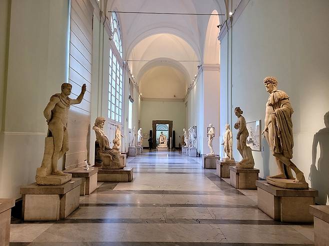 나폴리 박물관