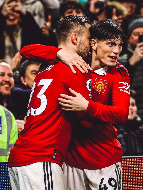 'teamshaw_23' 트위터