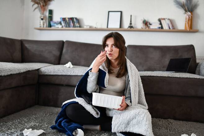 감기에 걸리면 입맛이 떨어지지만, 빨리 나으려면 충분히 잘 먹어줘야 한다. [사진=게티이미지뱅크]