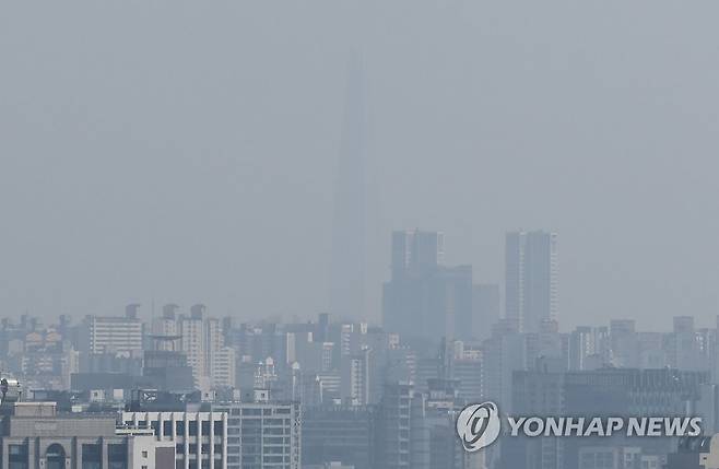 인천 동남부 미세먼지주의보…서부·영종·영흥 주의보 유지 [연합뉴스 자료사진]