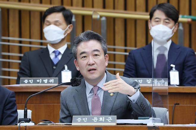 청문회 의원 질의 답변하는 윤희근 경찰청장 [사진출처 = 연합뉴스]