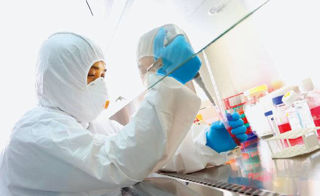 고려대 의대는 한탄 바이러스 세계 최초 발견, 국내 최초 법의학연구소 개소, BK21 플러스 사업 선정 등 수많은 성과를 달성하며 ‘연구중심 의대’ 위상을 굳건히 하고 있다. [고려대 의과대학]