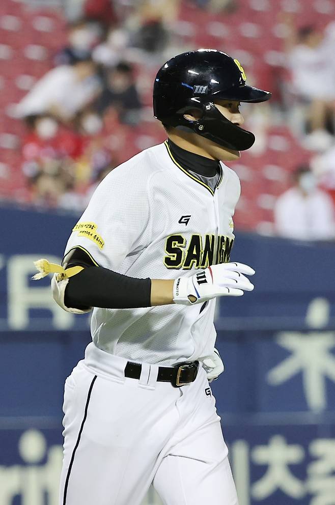 ▲ 상무에서 뛰고 있는 나승엽.ⓒ연합뉴스