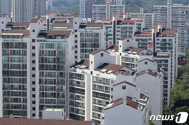 경기도 성남시 분당구의 아파트 단지 모습. 2021.7.22/뉴스1 ⓒ News1 민경석 기자