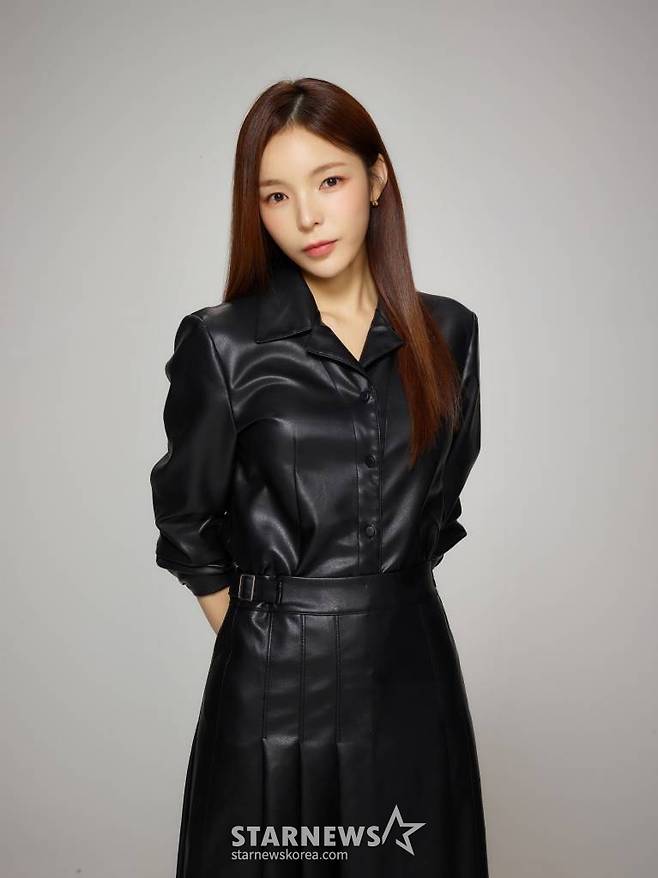 뮤지컬 영화 '영웅'(감독 윤제균)의 배우 박진주가 16일 오후 진행된 인터뷰를 위해 포즈를 취하고 있다.   '영웅'은 1909년 10월, 하얼빈에서 이토 히로부미를 사살한 뒤 일본 법정의 사형 판결을 받고 순국한 안중근 의사가 거사를 준비하던 때부터 죽음을 맞이하던 순간까지, 잊을 수 없는 마지막 1년을 그린 영화다. /사진제공=CJENM 2023.01.16 /사진=이동훈 기자 photoguy@