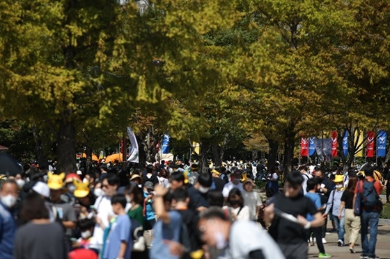 지난해에는 한국 최초로 오프라인 이벤트 ‘사파리 존’도 개최해 3만3000여명이 고양시 일산 호수공원을 방문하기도 했다.