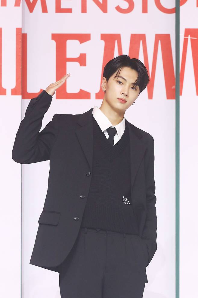 [서울=뉴시스] 엔하이픈 제이.2021.10.12(사진=빌리프랩 제공) photo@newsis.com *재판매 및 DB 금지 *재판매 및 DB 금지