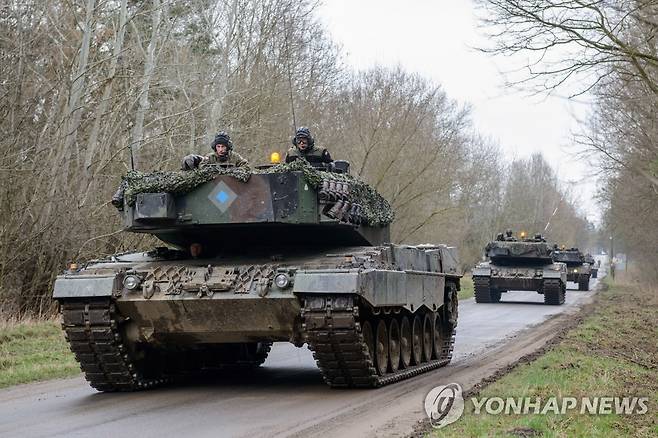 폴란드군이 운용 중인 레오파드2 탱크 [EPA 연합뉴스자료사진. 재판매 및 DB 금지]