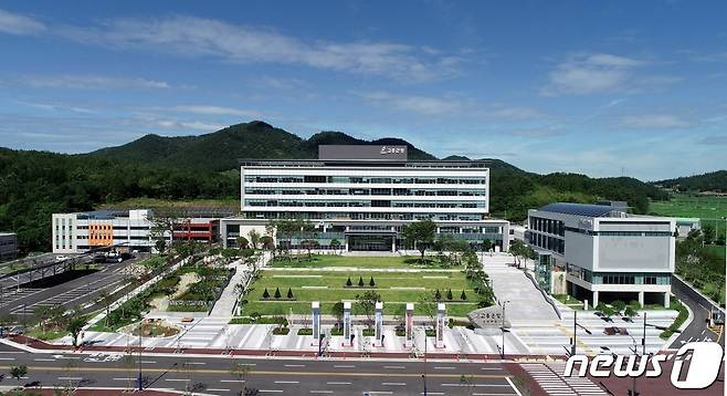 전남 고흥군청 전경. 뉴스1