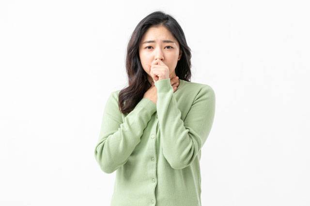 딸꾹질은 호흡과 횡격막·성대의 움직임이 엇박자로 움직이면서 생긴 현상이다./사진=클립아트코리아