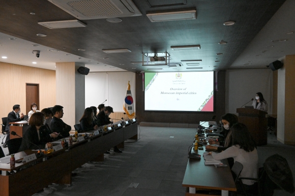 서울시의회와 모로코 간 교류 협력 증진 방안 마련을 위한 간담회가 열렸다.