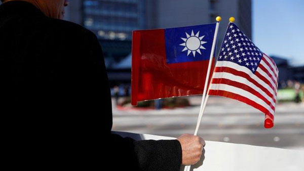 미국 성조기와 대만 국기 [타이완뉴스 발행 사진 캡처]