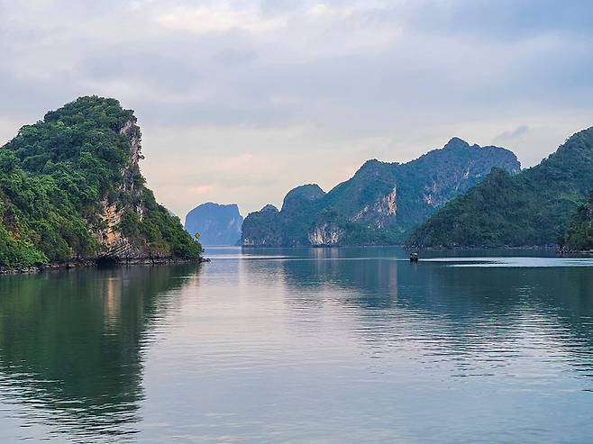 무수한 섬들 가운데 같은 모양의 섬은 하나도 없었다. 며칠 동안 늘 새로운 풍경을 볼 수 있었다.