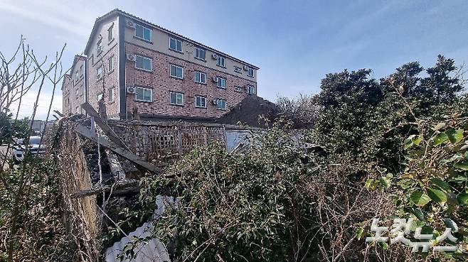 방치되고 있는 서귀포시 성산읍 서북청년회 주둔지. 고상현 기자