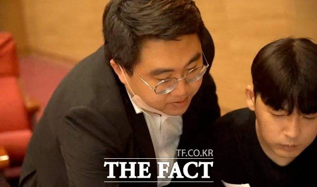 영화·영상 제작사인 '무엇이든 표현하는 남자' 박한울 대표(사진)가 만든 경찰 인권 플랫폼 '폴에스크로'(POL-ESCROW)가 오는 30일 문을 연다./박한울 대표 제공