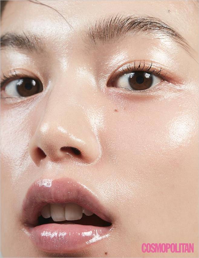 힌스 그녀의 심미안으로 발굴한 힌스의 모델 타치바나 에리.