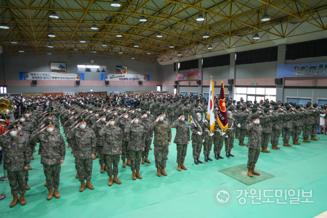 ▲ 육군36사단은 1일 새해 첫 신병교육 수료식을 갖고 149명의 신병을 배출했다.