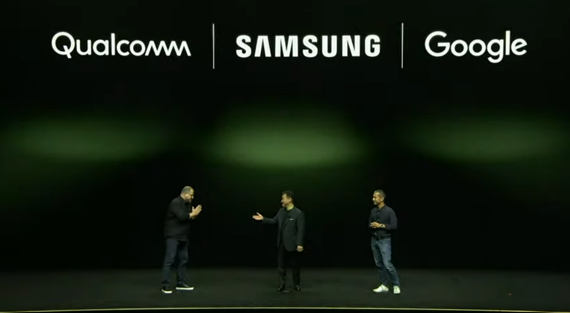 크리스티아노 아몬 퀄컴 CEO, 삼성전자 모바일경험(MX)사업부장 노태문 사장, 히로시 록하이머 구글 수석 부사장이 1일(현지시간) 미국 샌프란시스코에서 열린 갤럭시 언팩 행사에서 발표를 진행하고 있다. 삼성전자 유튜브