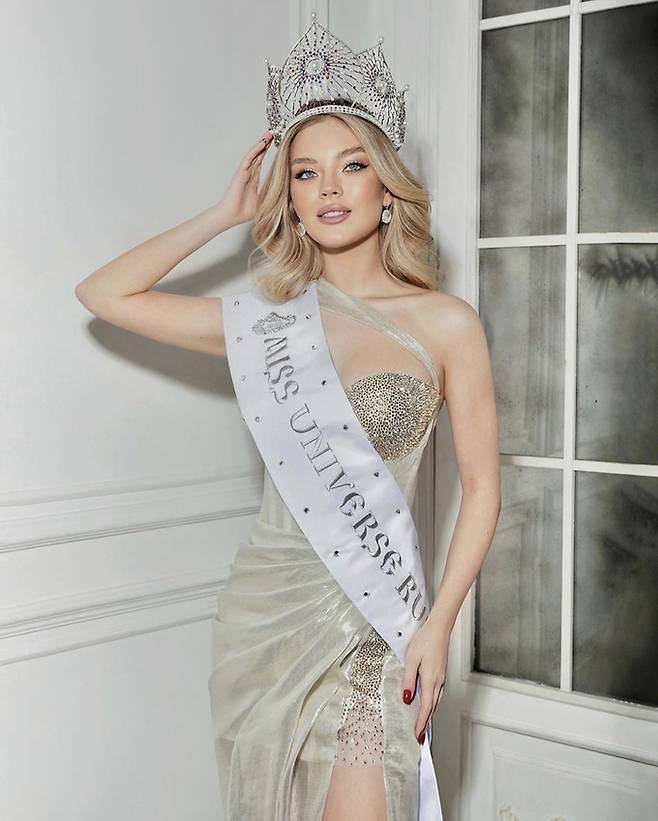 미스 러시아 안나 린니코바 인스타그램 캡처