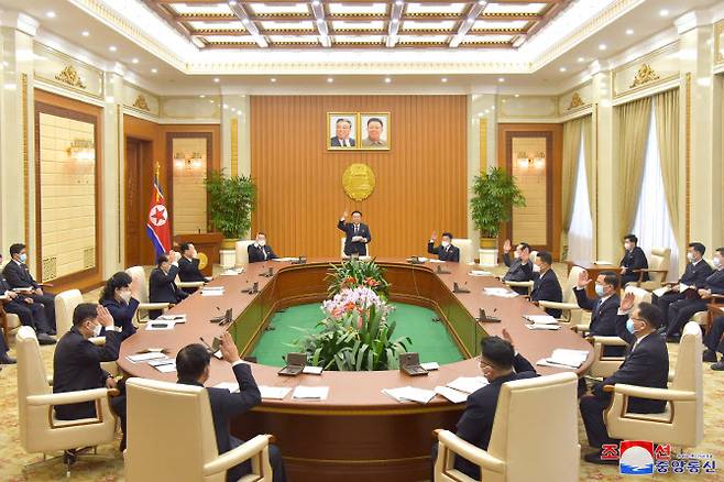 북한이 지난 2일 최고인민회의 상임위원회 제14기 제24차 전원회의를 평양 만수대의사당에서 열었다고 밝혔다. (사진=조선중앙통신)