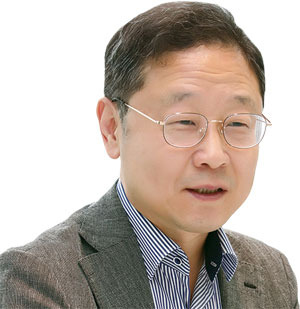 신수정 KT 부사장 겸 엔터프라이즈 부문장 서울대 공학박사, 현 한국메타버스산업협회장,전 SK인포섹 대표이사