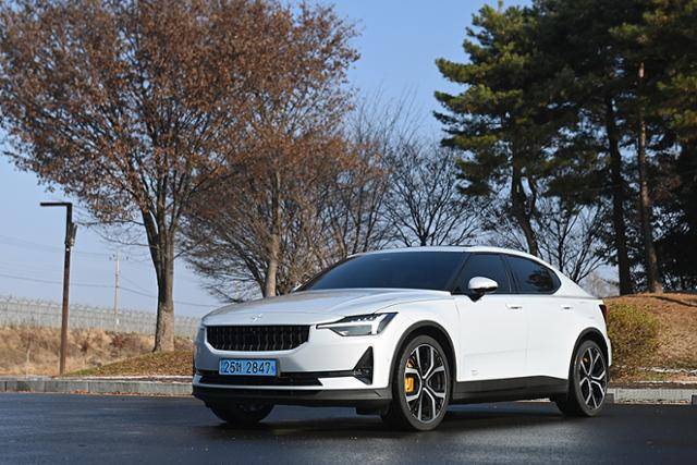 폴스타 2 듀얼 모터