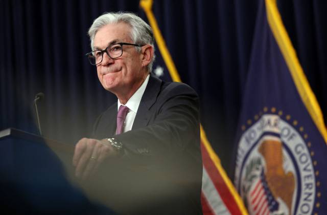 제롬 파월 연준의장이 1일 FOMC에 답변하는 모습. AFP연합뉴스