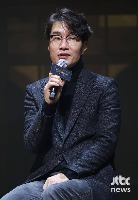 7일 오후 서울 서초구 예술의전당 CJ토월극장에서 연극 '셰익스피어 인 러브' 기자간담회가 열렸다.   배우 송영규, 임철형, 정소민, 채수빈, 김유정, 정문성, 이상이, 김성철이 참석했다.   박세완 엔터뉴스팀 기자 park.sewan@jtbc.co.kr (콘텐트비즈니스본부)