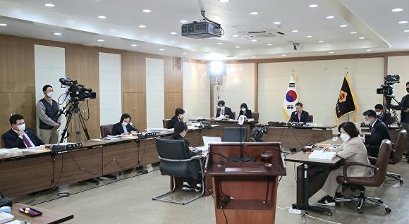 지난해 12월 대구시의회 교육위소속 의원들이 행정사무감사를 펼치고 있다. [사진=대구시의회]