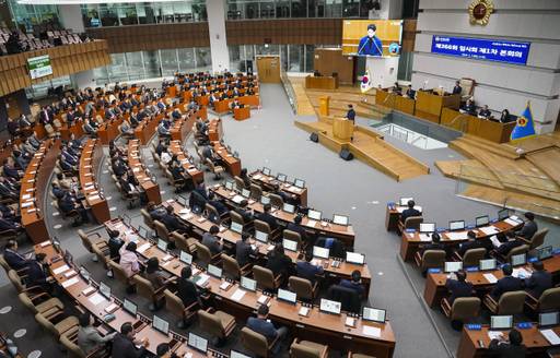 7일 오전 경기도의회 본회의장에서 열린 '제366회 임시회 제1차 본회의'에서 도의원들이 자유발언을 하고 있다. 홍기웅기자