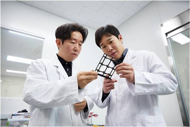 한국생산기술연구원 연구진이 농축수로부터 고순도 리튬을 추출하는 데 성공했다. / 사진제공=한국생산기술연구원