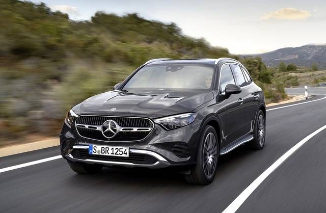 메르세데스벤츠코리아는 수입, 판매한 E 280, GLE 350 d 4MATIC 등 50개 차종 2만 대를 리콜한다. /벤츠코리아