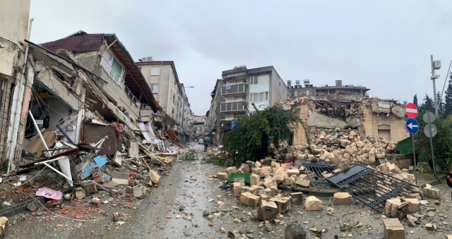 박희정 선교사가 보내온 튀르키예 안타키아 사진. 지진으로 많은 건물들이 붕괴돼 있다. 박희정 선교사 제공